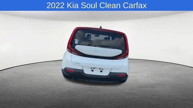 Used 2022 Kia Soul LX image 8