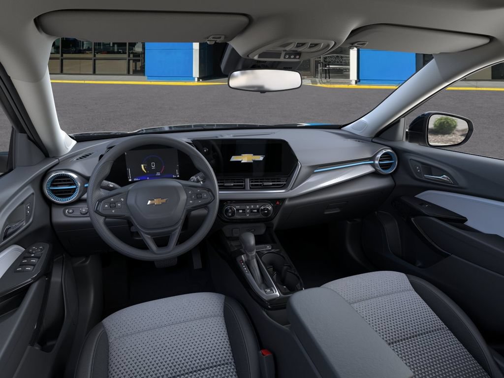 New 2026 Chevrolet Trax LT w/ Sunroof Package FWD image 15