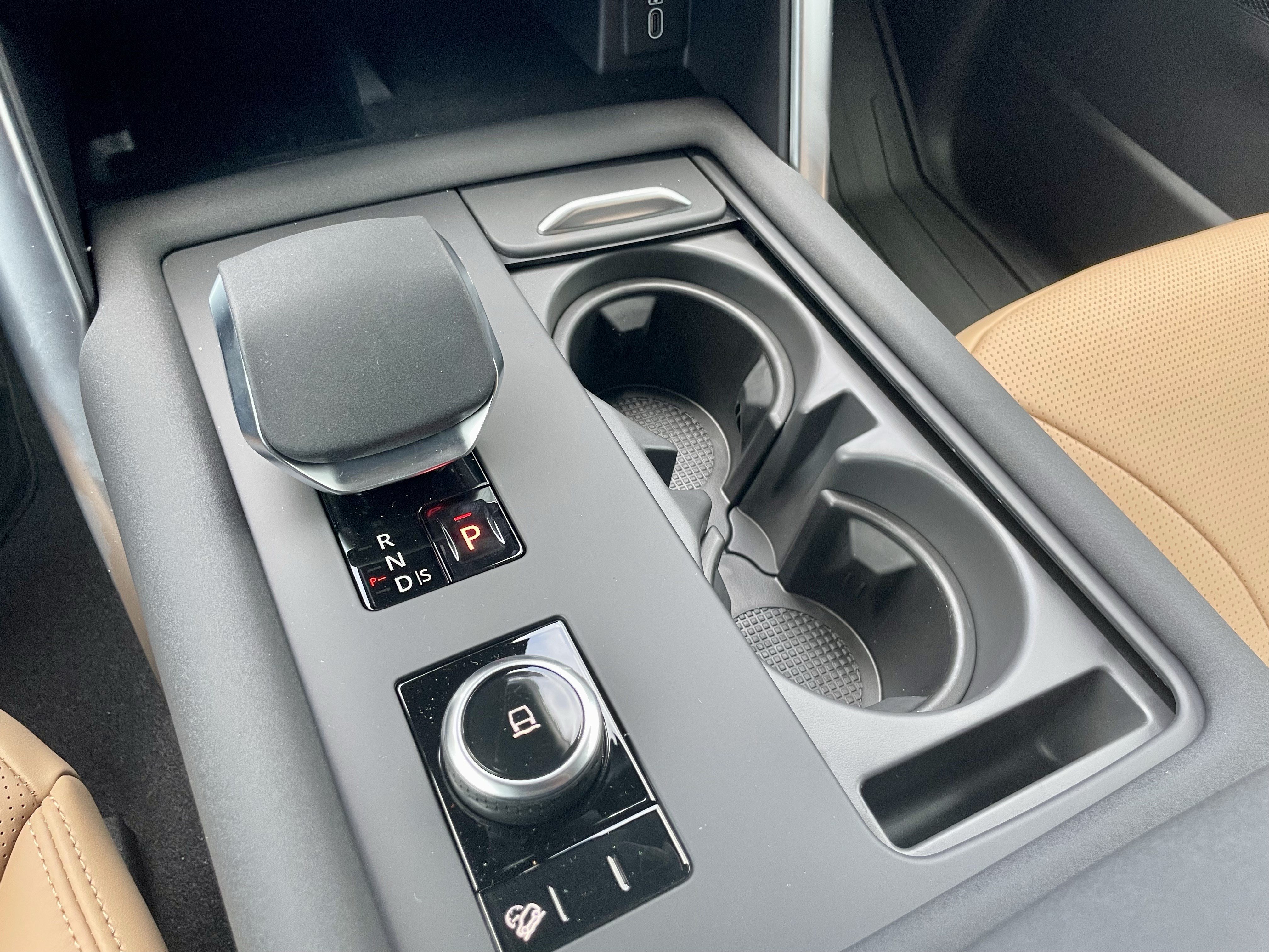 New 2026 Land Rover Discovery Dynamic SE AWD/4WD image 20
