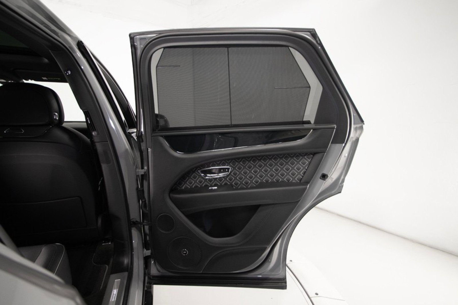 Used 2023 Bentley Bentayga Speed image 65