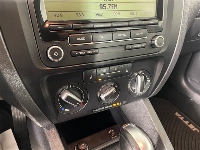 Used 2011 Volkswagen Jetta SE image 7