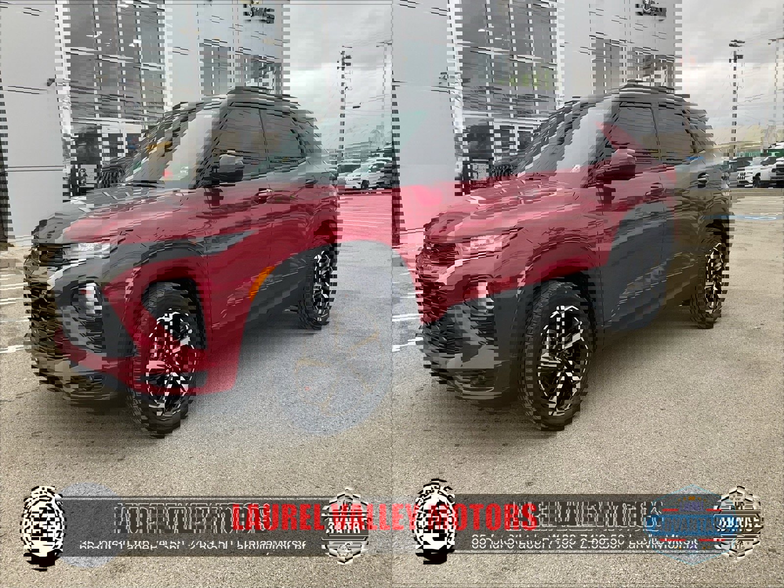 Used 2021 Chevrolet TrailBlazer RS w/ Sun and Liftgate Package image 1