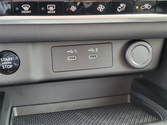 Used 2026 Nissan Rogue SV image 29