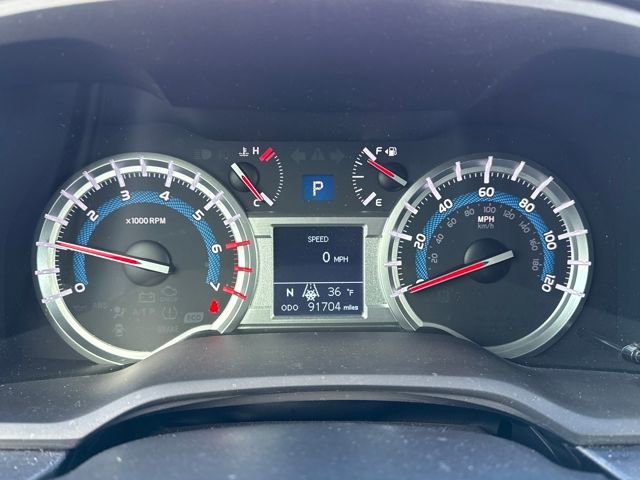 Used 2015 Toyota 4Runner Limited image 19