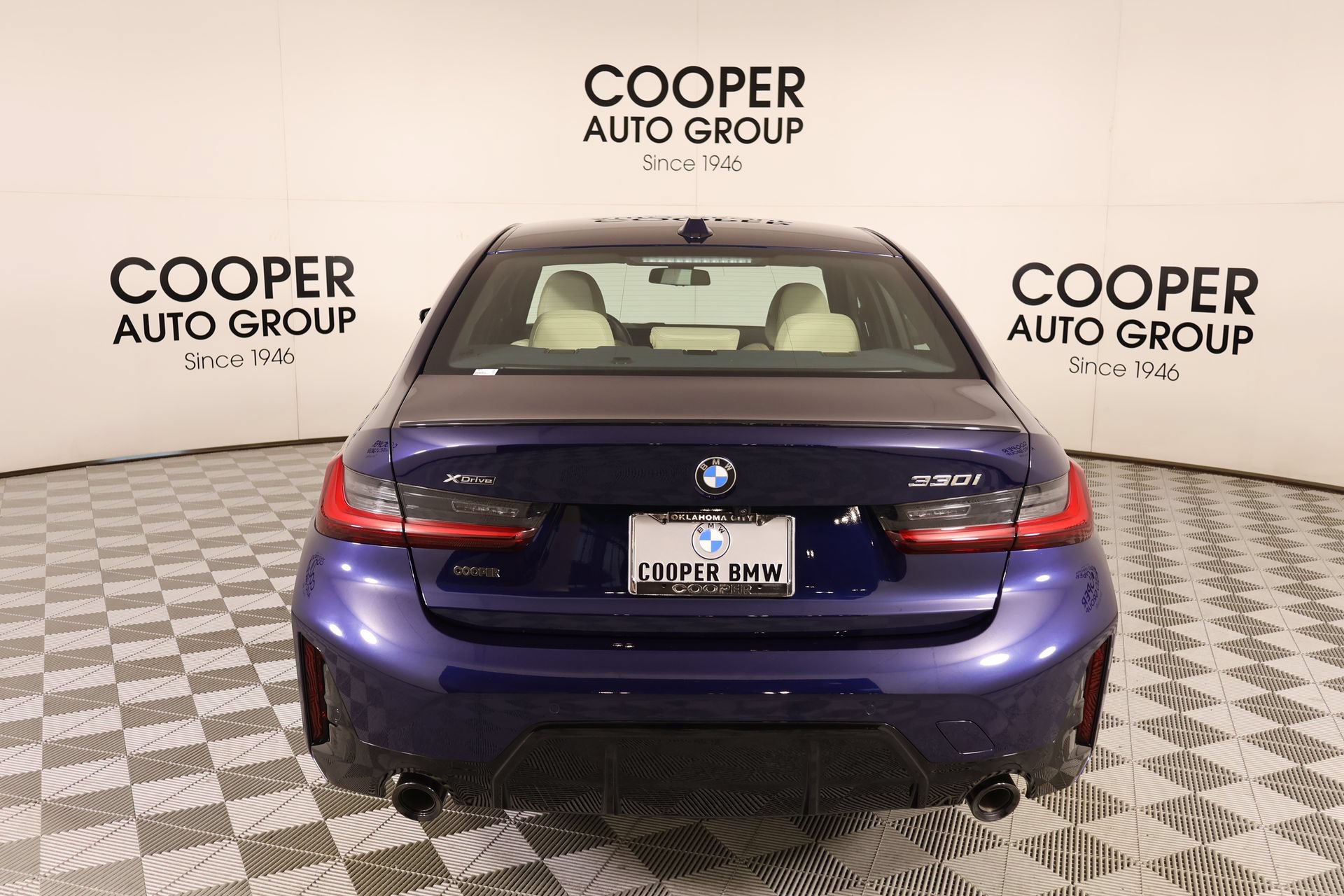 Used 2026 BMW 330i xDrive Sedan w/ M Sport Package AWD/4WD image 23