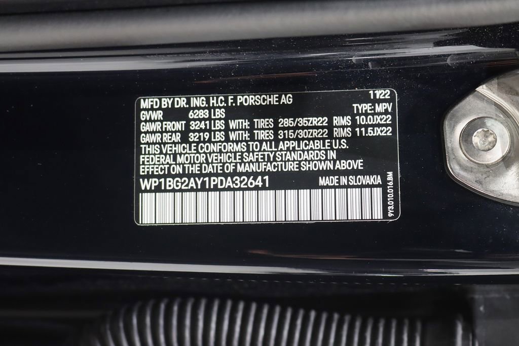 Used 2023 Porsche Cayenne GTS image 38