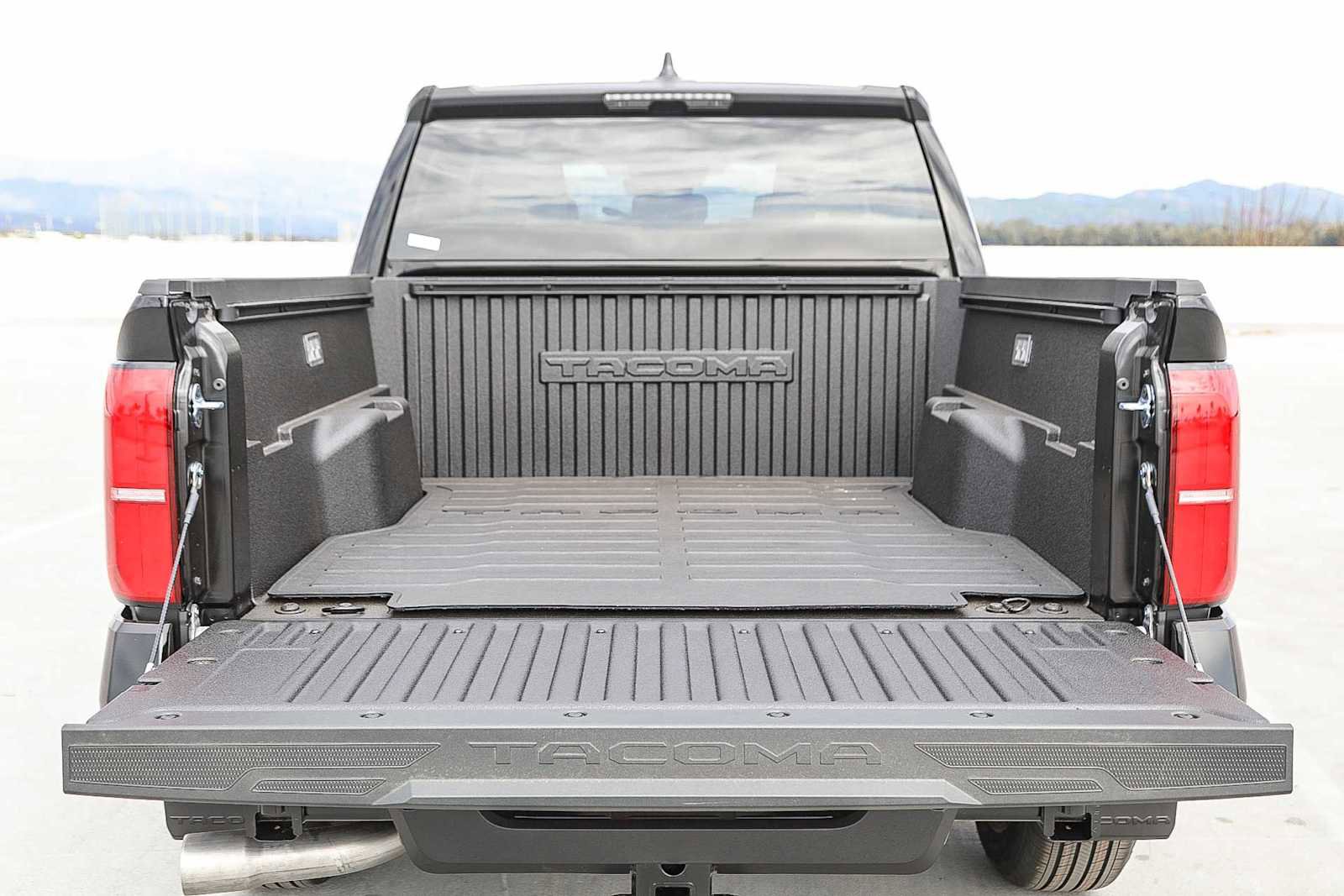 New 2026 Toyota Tacoma SR5 AWD/4WD image 12