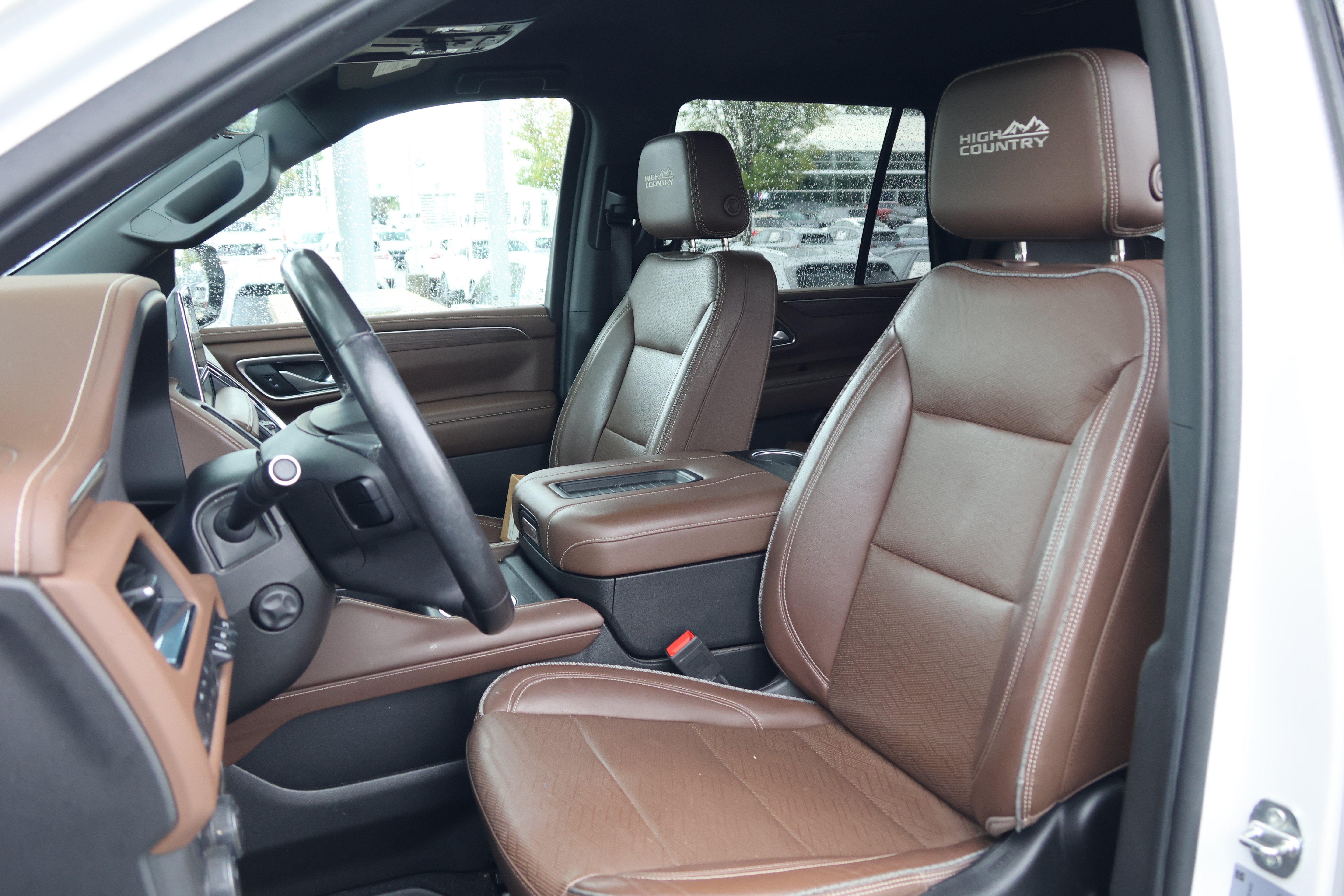 Used 2022 Chevrolet Tahoe High Country AWD/4WD image 34