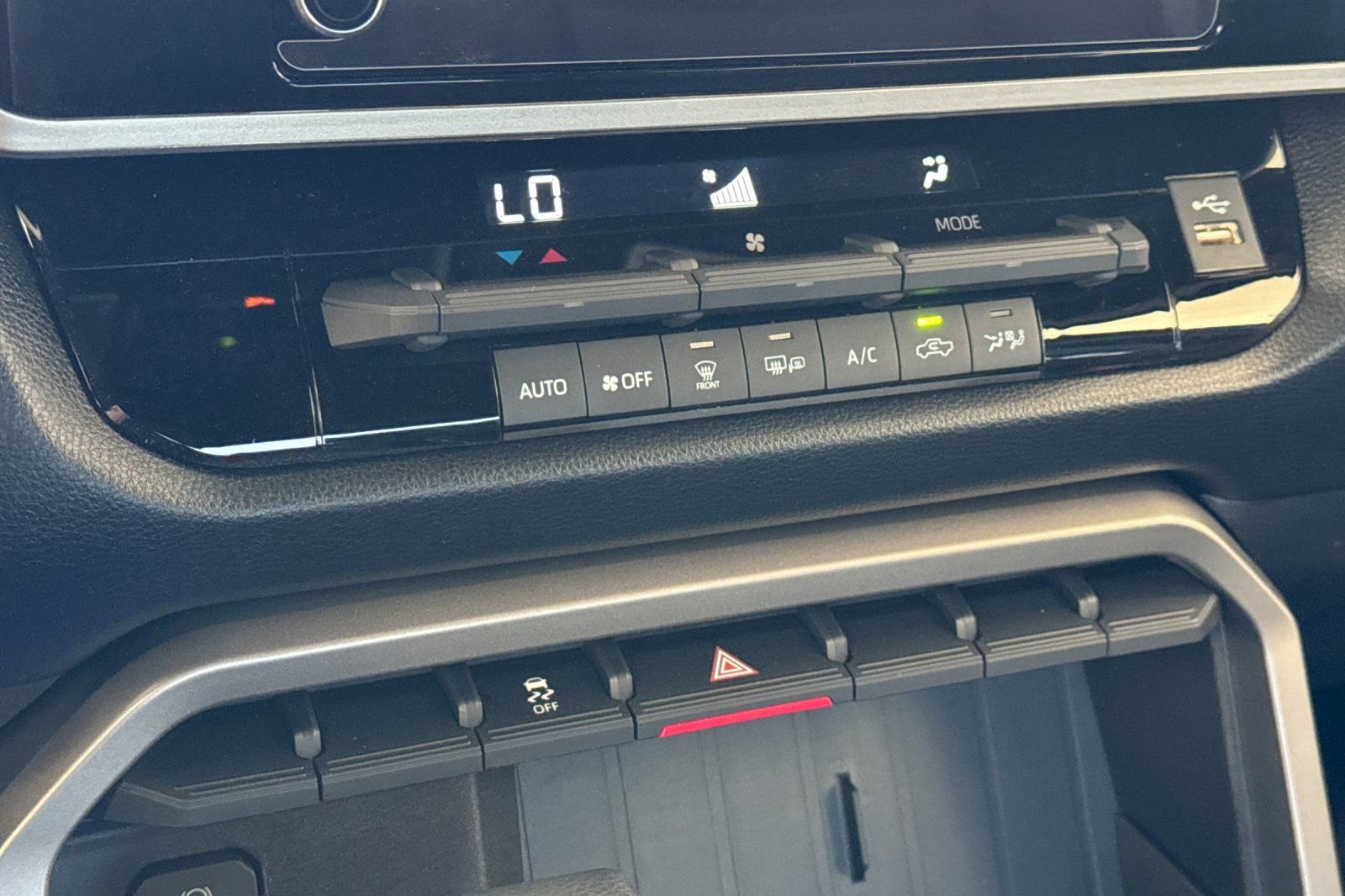 New 2026 Toyota Tundra SR5 AWD/4WD image 18