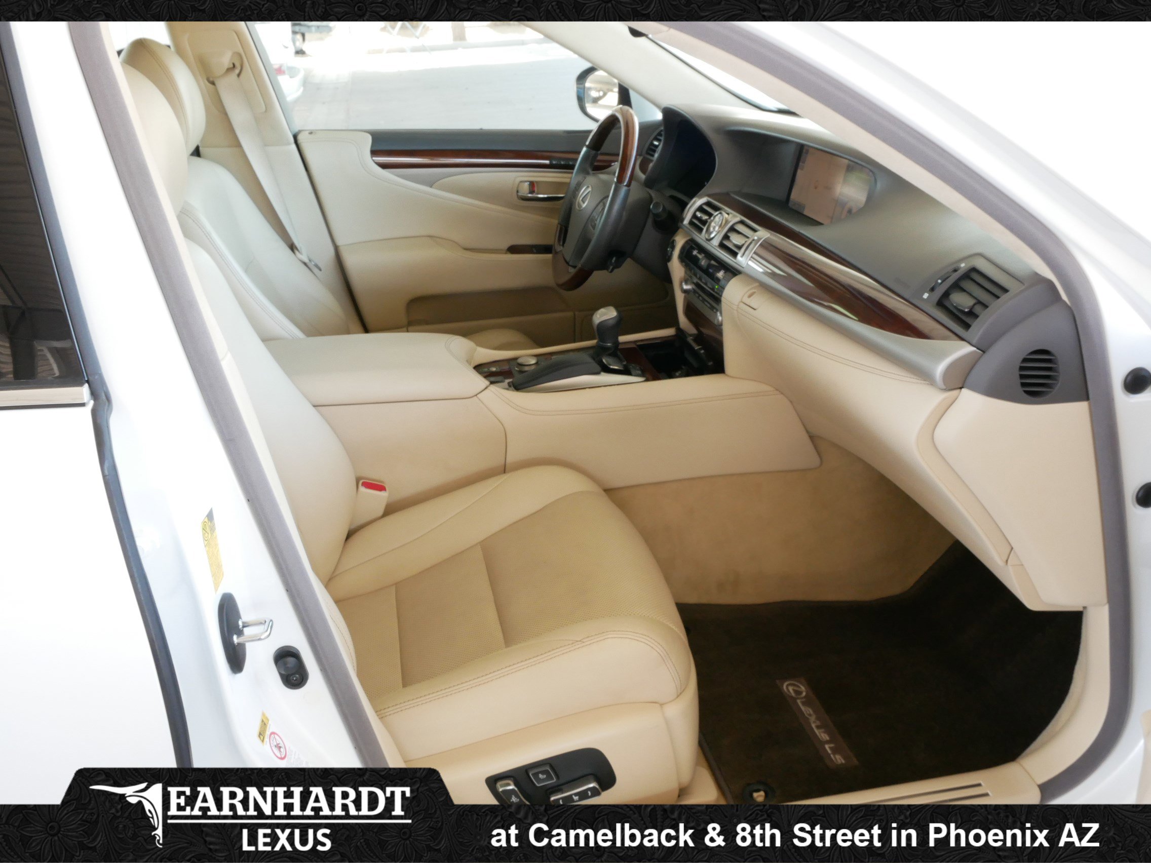 Used 2013 Lexus LS 460 w/ Comfort Pkg RWD image 10