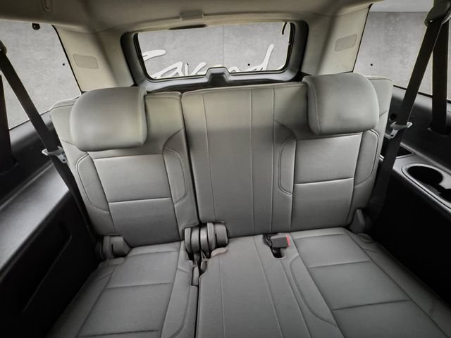 Used 2017 Chevrolet Suburban LT w/ Luxury Package RWD image 22