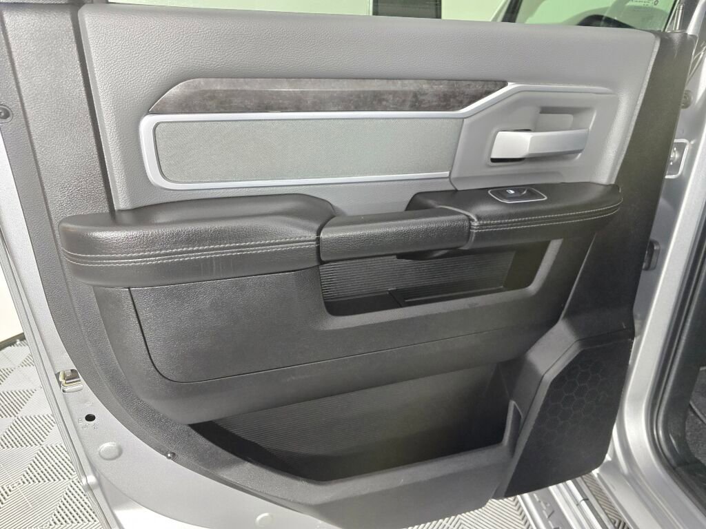 Used 2023 RAM 3500 Big Horn w/ Level 1 Equipment Group image 32