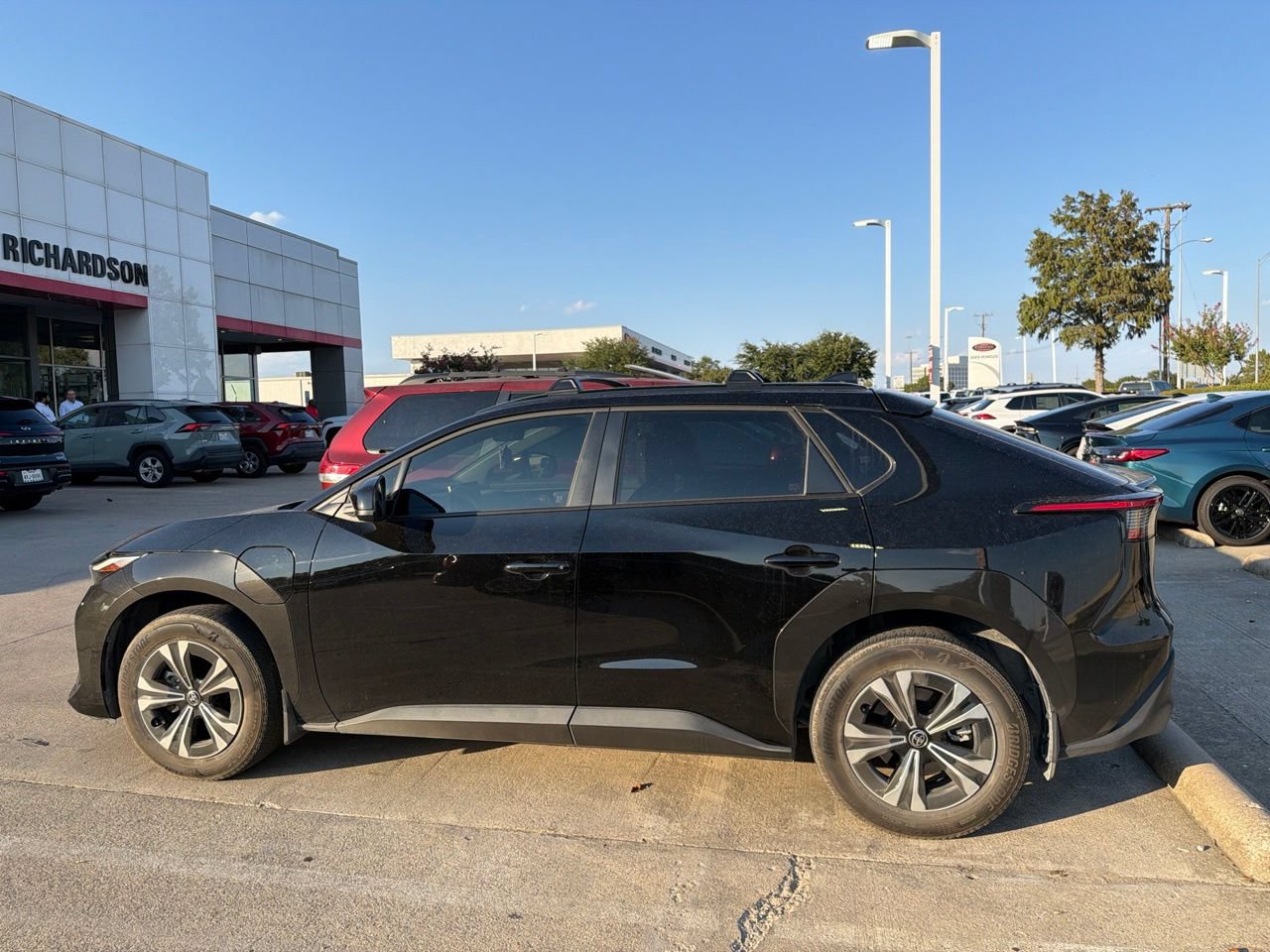 Used 2025 Toyota bZ4X FWD w/ Weather Package image 7