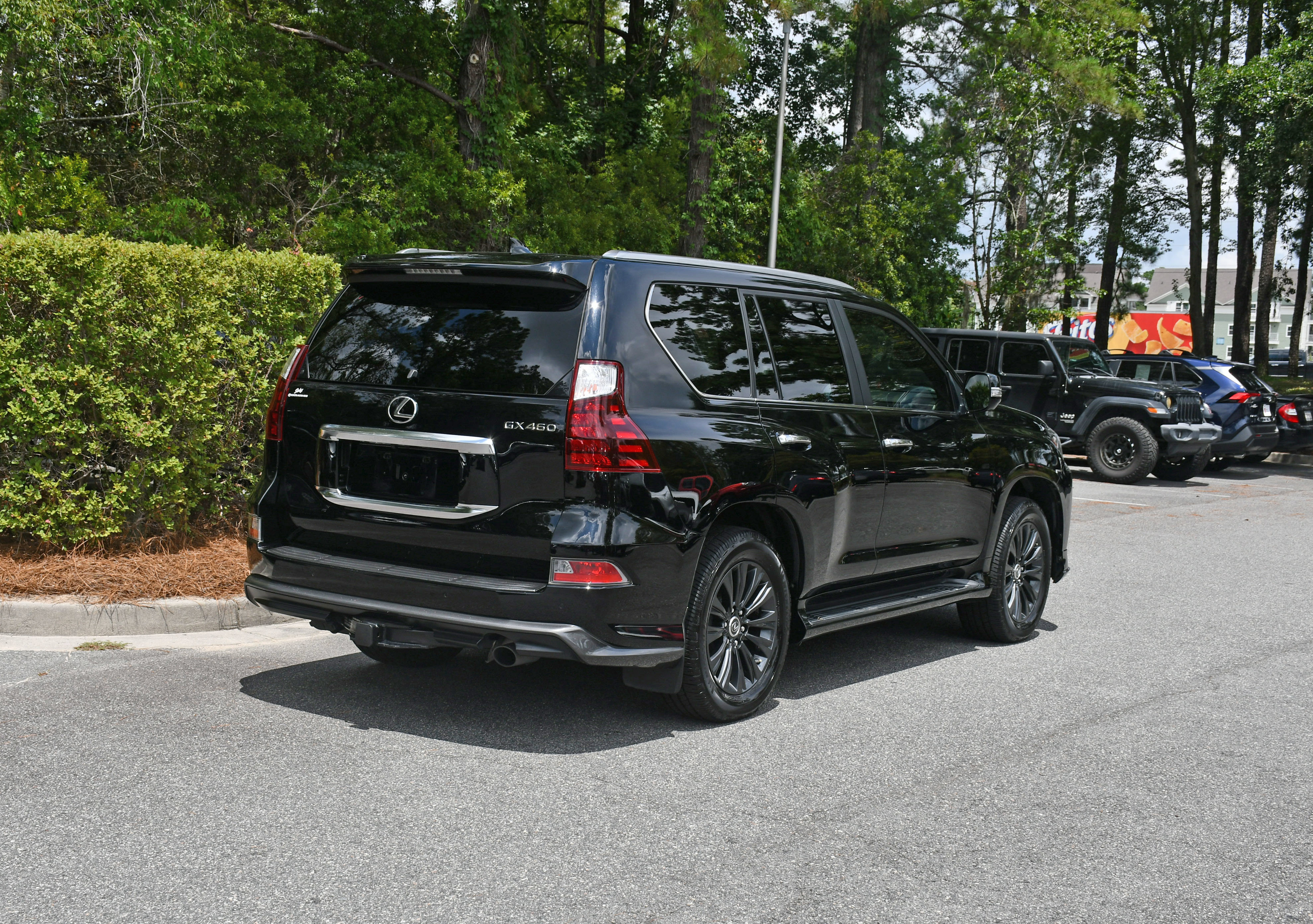 Used 2020 Lexus GX 460 Luxury w/ Luxury Sport Package AWD/4WD image 4