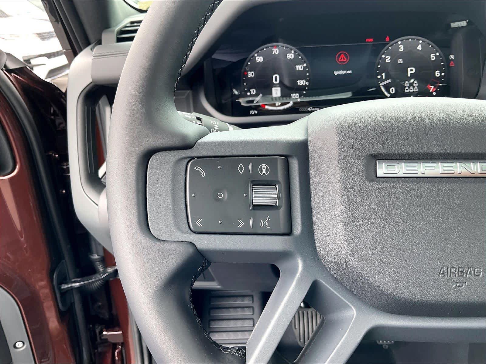 New 2026 Land Rover Defender 130 X-Dynamic SE AWD/4WD image 17