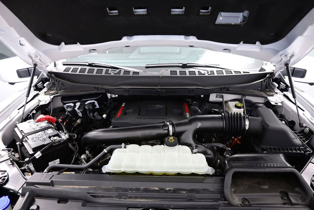 Used 2025 Ford F150 Raptor AWD/4WD image 27