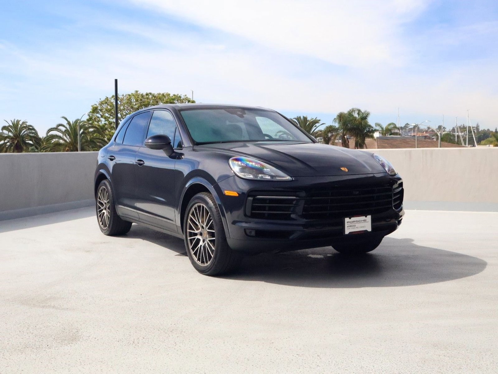 Certified 2023 Porsche Cayenne Platinum Edition w/ Premium Package Plus image 7