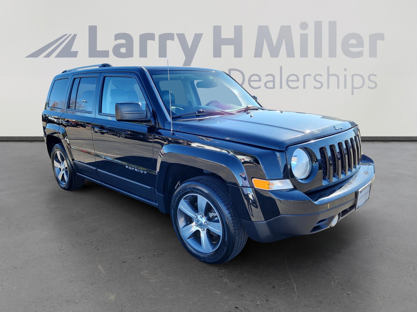 Used 2016 Jeep Patriot High Altitude image 7