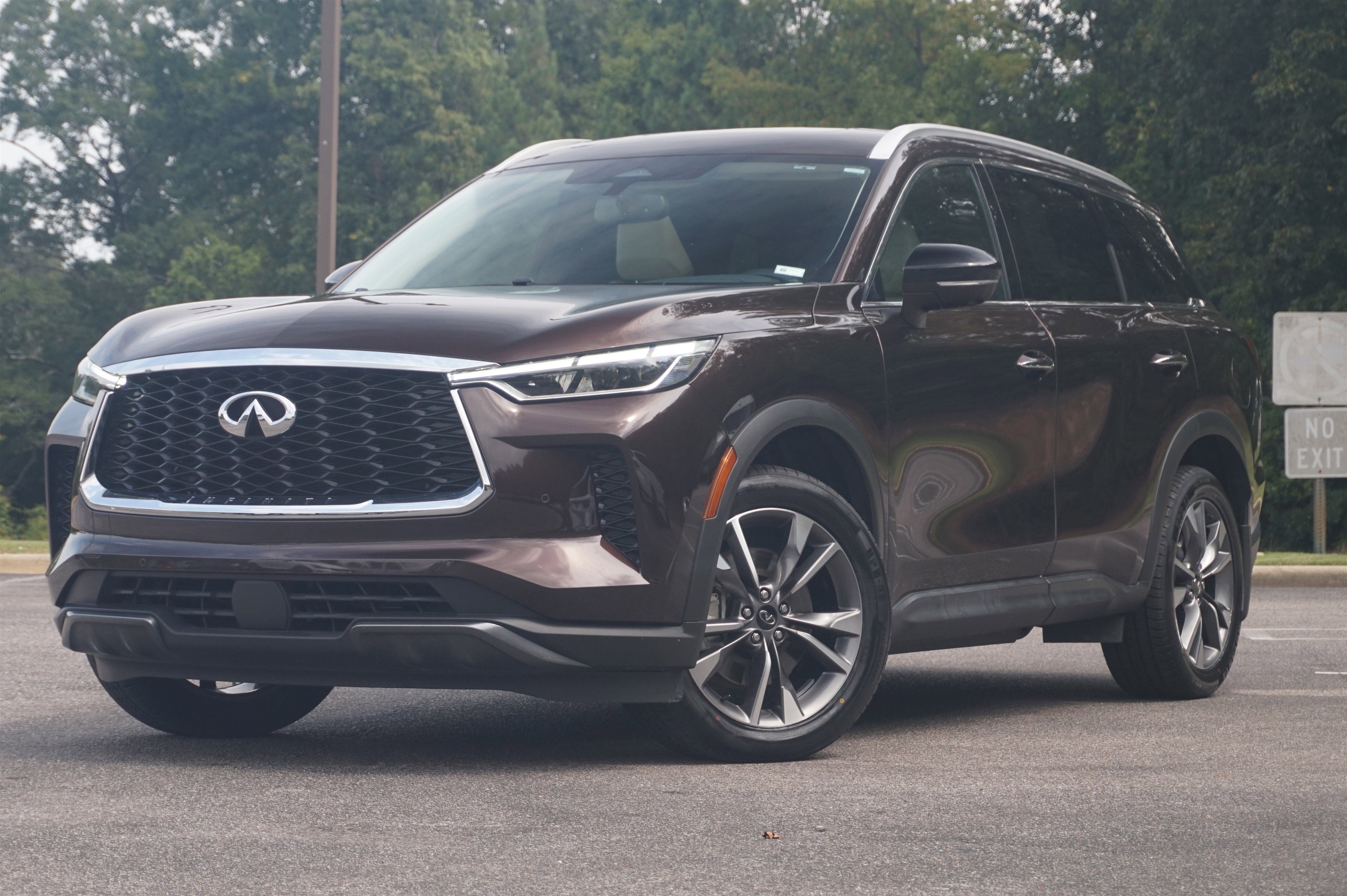 Used 2022 INFINITI QX60 Luxe w/ Cargo Package image 4
