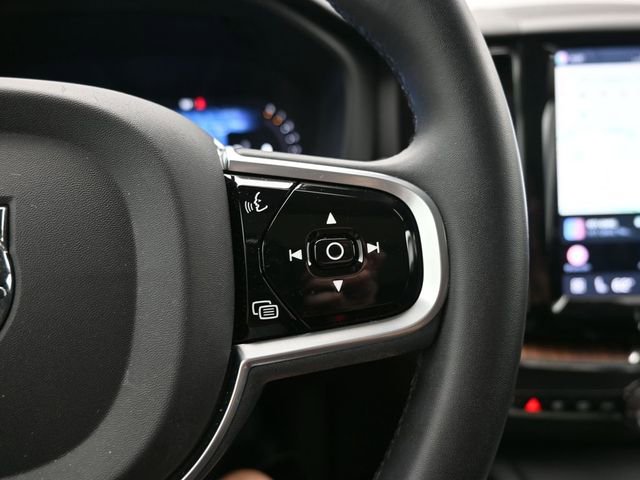 Certified 2023 Volvo XC60 B5 Plus image 24