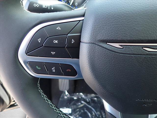 New 2027 Chrysler Pacifica Select AWD/4WD image 17