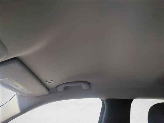 Used 2019 Jeep Cherokee Limited image 12