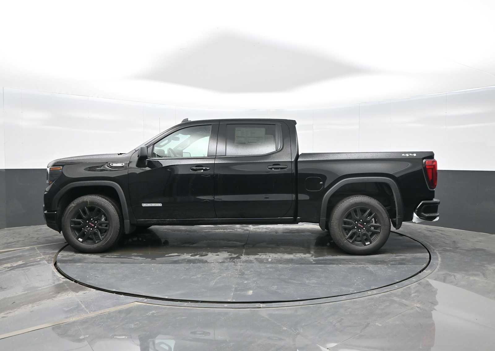 New 2026 GMC Sierra 1500 Elevation image 5