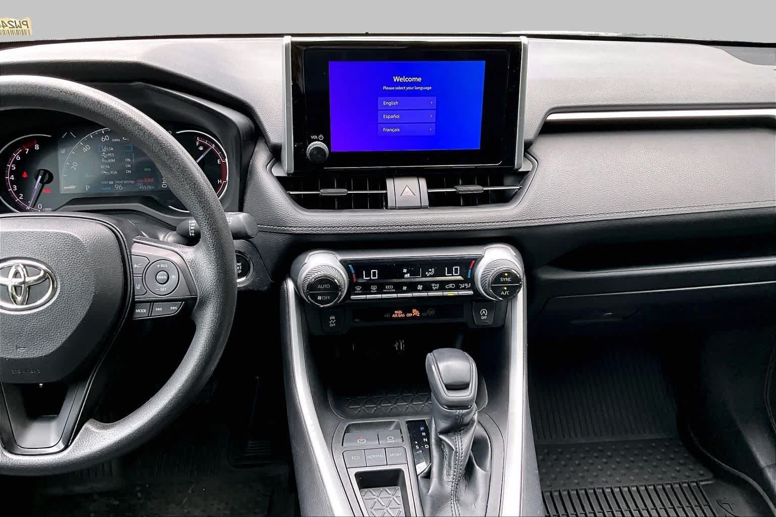 Used 2023 Toyota RAV4 XLE FWD image 10
