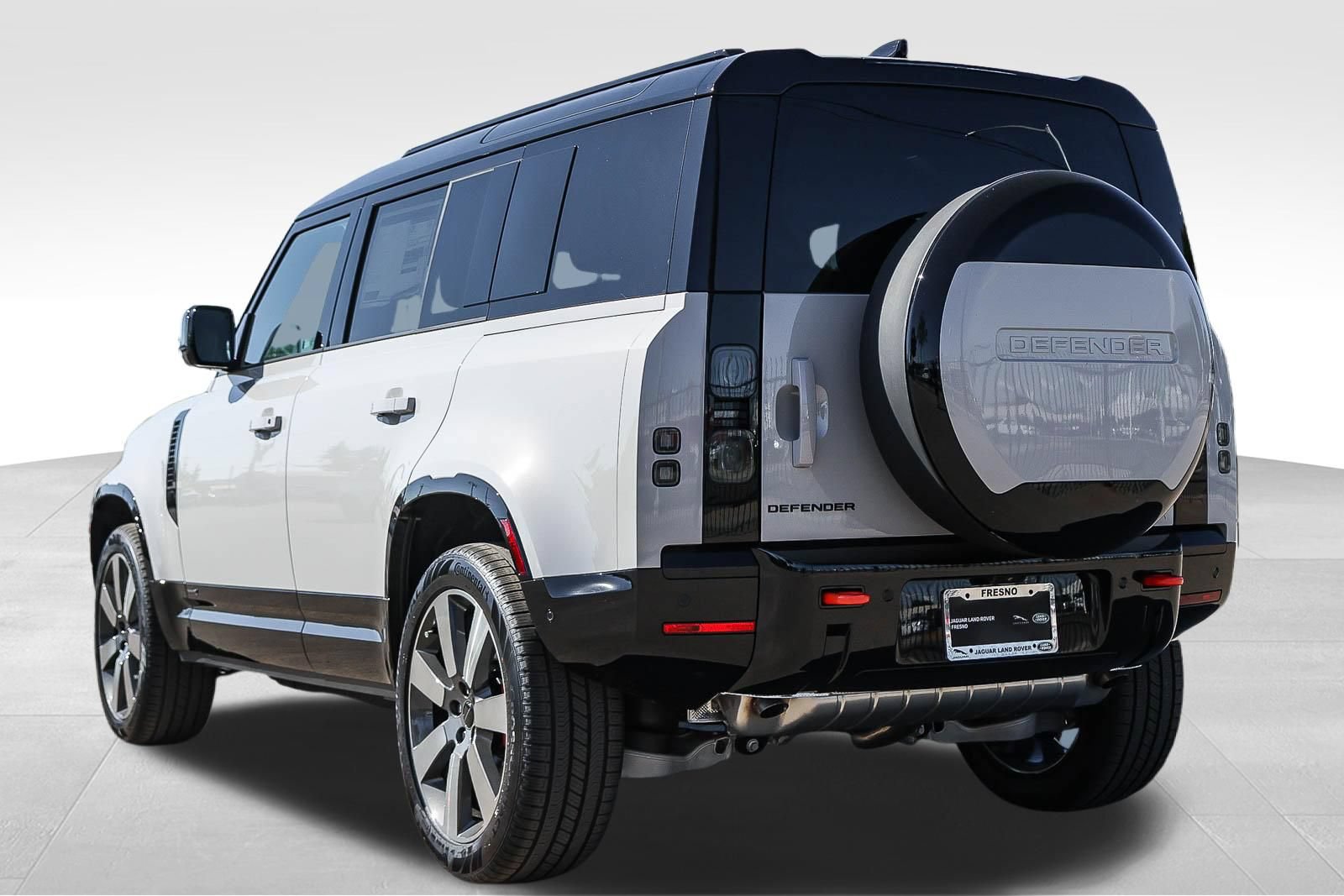 New 2026 Land Rover Defender 110 X AWD/4WD image 6