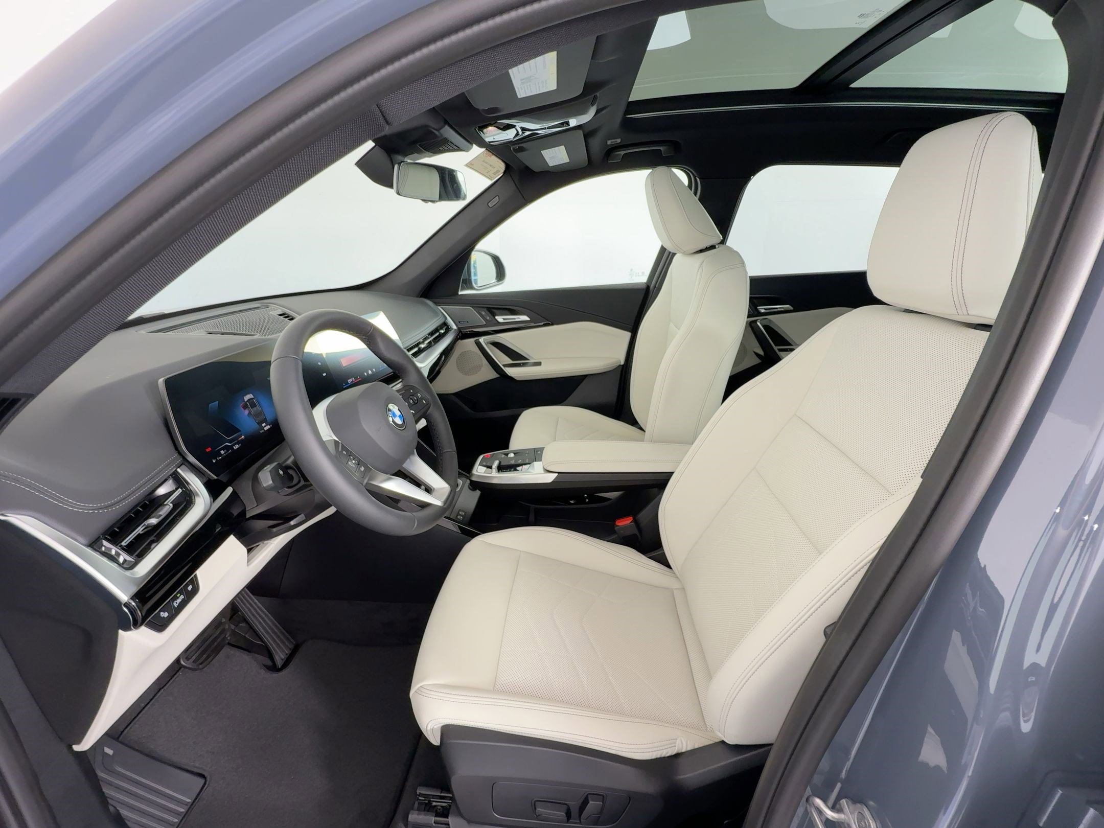 New 2026 BMW X1 xDrive28i w/ Convenience Package image 24