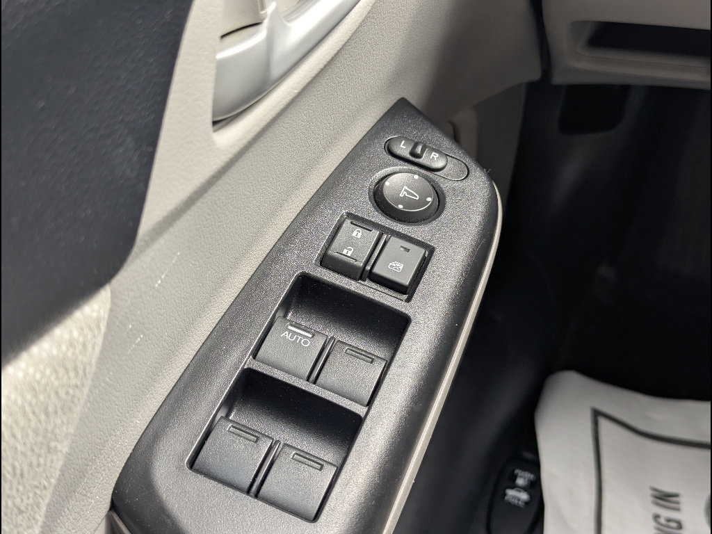 Used 2013 Honda Civic LX image 28