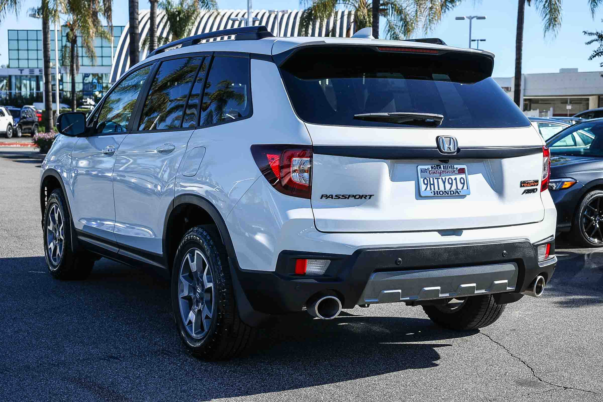 Certified 2023 Honda Passport TrailSport image 4