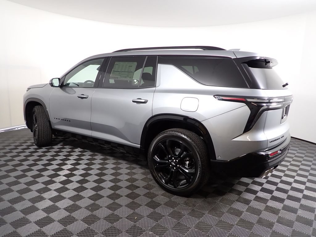 New 2027 Chevrolet Traverse RS w/ LPO, Floor Liner Package AWD/4WD image 13