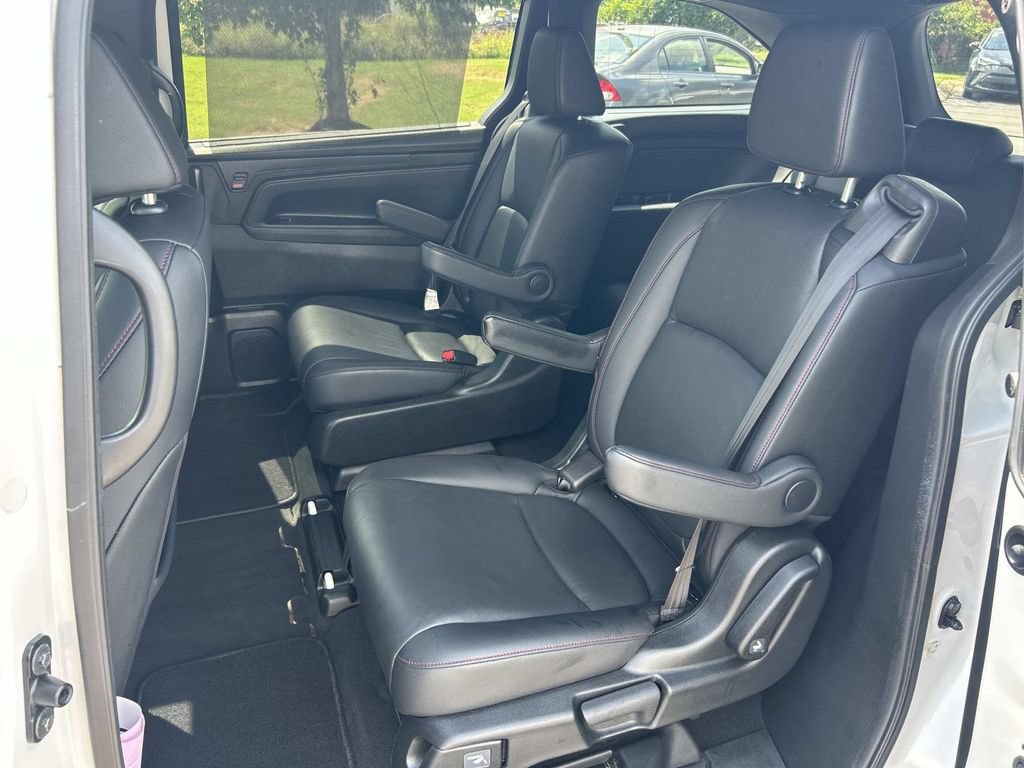 Used 2025 Honda Odyssey Sport-L image 25