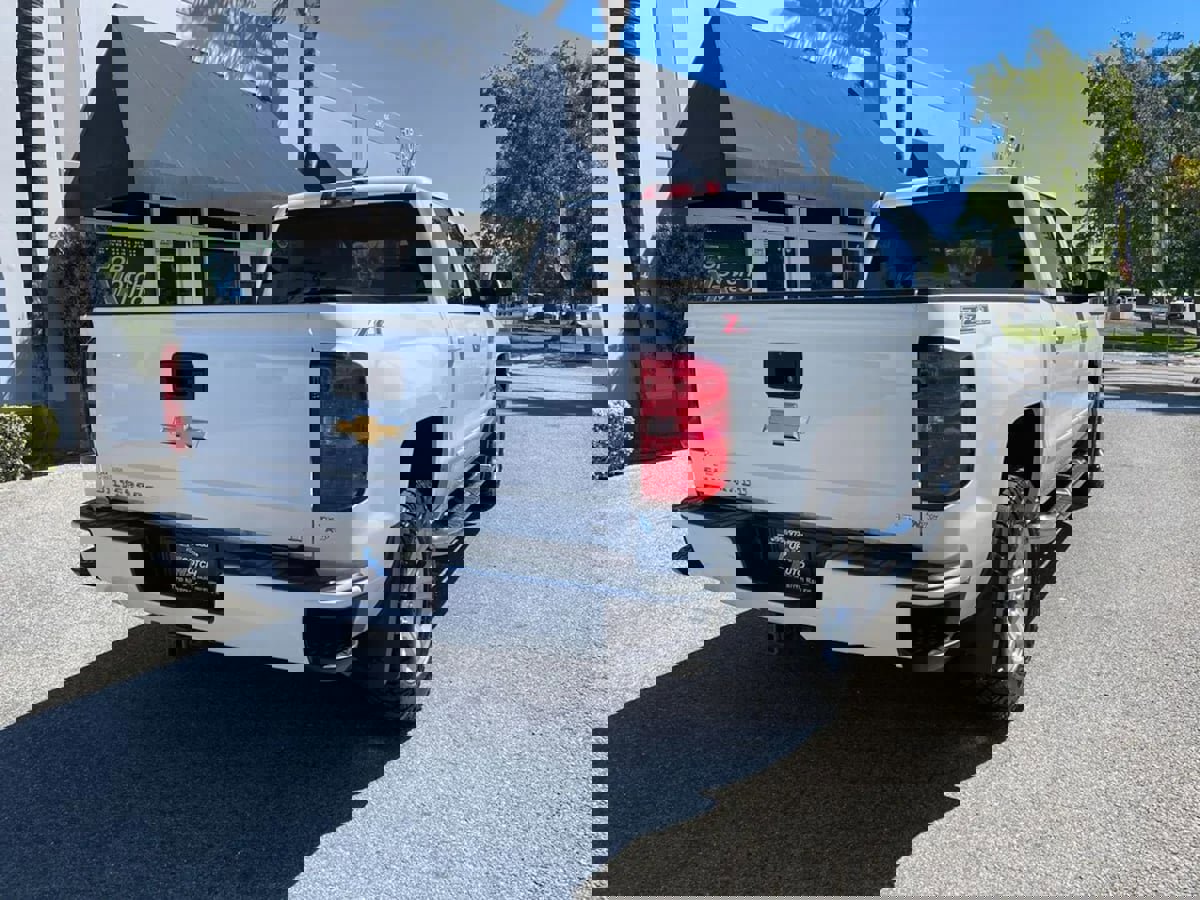 Used 2017 Chevrolet Silverado 1500 LT w/ All Star Edition image 5