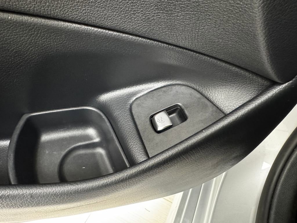 Used 2018 Mercedes-Benz E 300 4MATIC image 31