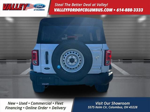 New 2025 Ford Bronco Base image 6