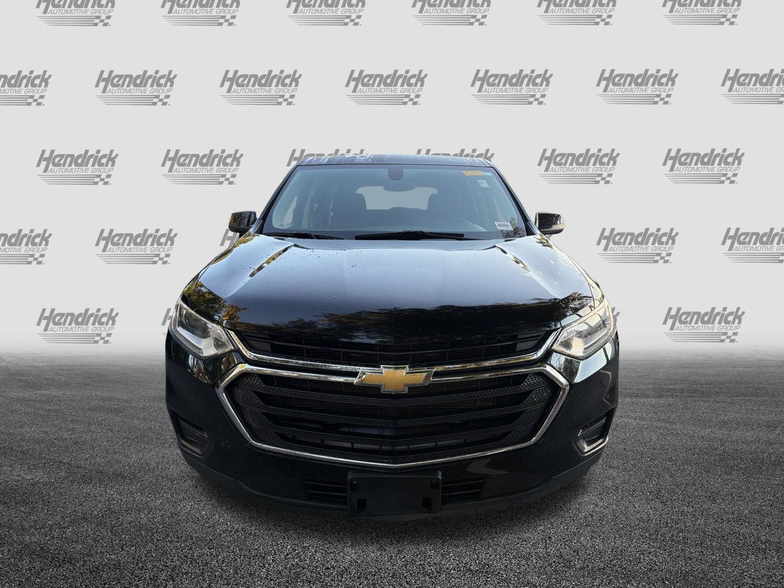 Used 2021 Chevrolet Traverse LS FWD image 3