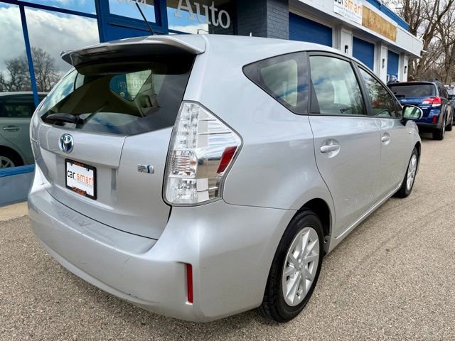 Used 2014 Toyota Prius V Three image 8