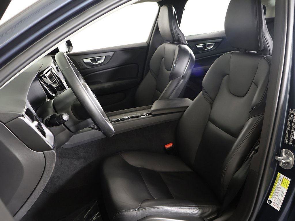 Used 2024 Volvo S60 B5 Core image 31