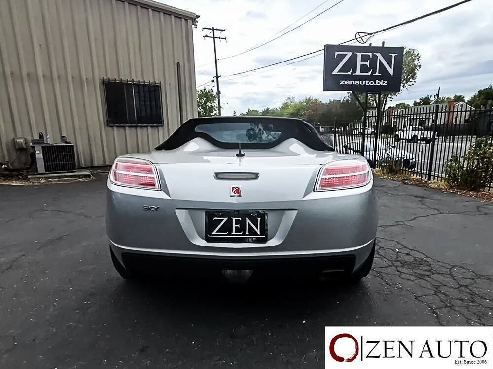 Used 2007 Saturn Sky RWD image 4