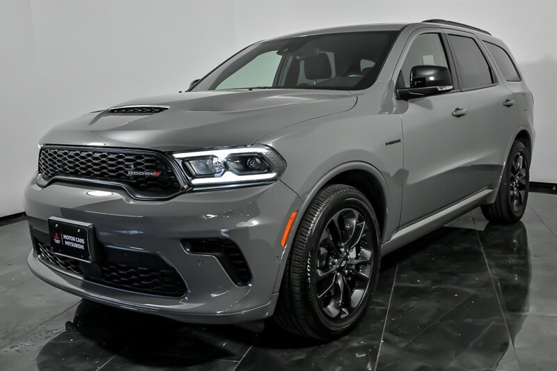 Used 2024 Dodge Durango R/T AWD/4WD image 5