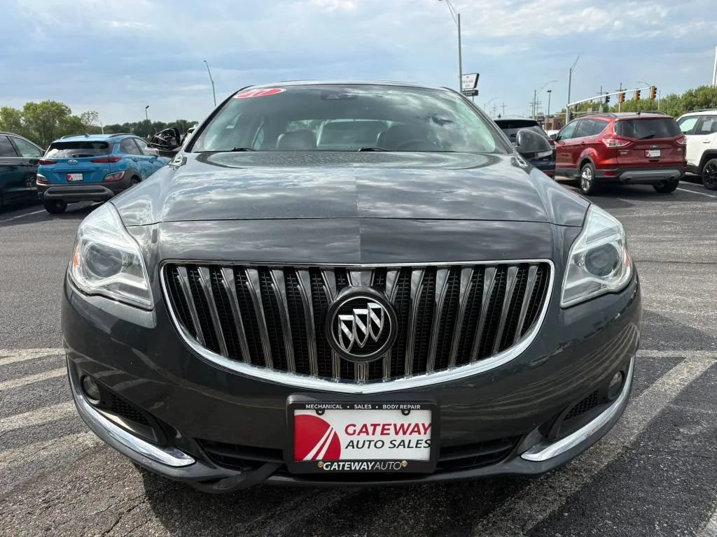 Used 2017 Buick Regal Premium w/ Driver Confidence Package #1 AWD/4WD image 8