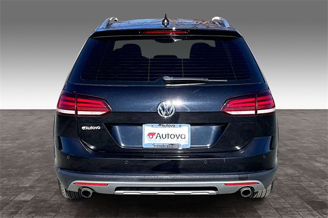 Used 2018 Volkswagen Golf Alltrack SEL image 5