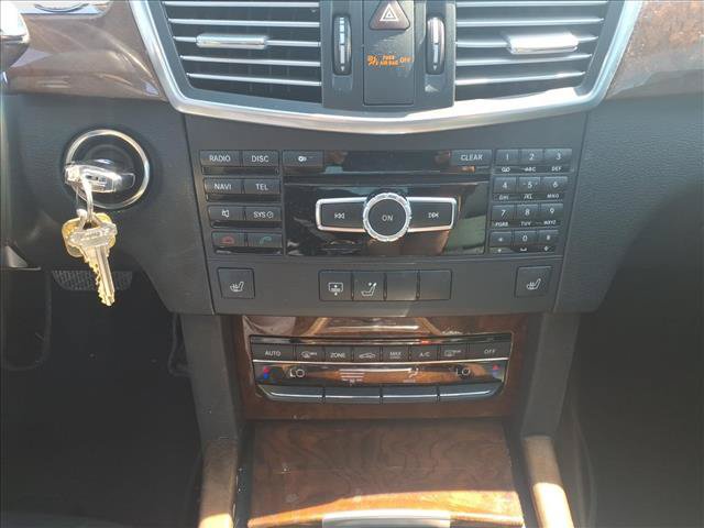Used 2013 Mercedes-Benz E 350 4MATIC Sedan image 28