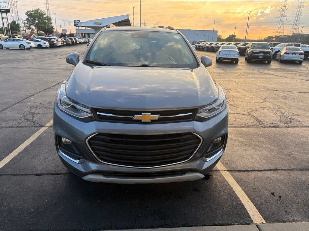Used 2020 Chevrolet Trax Premier w/ LPO, Protection Package AWD/4WD image 7