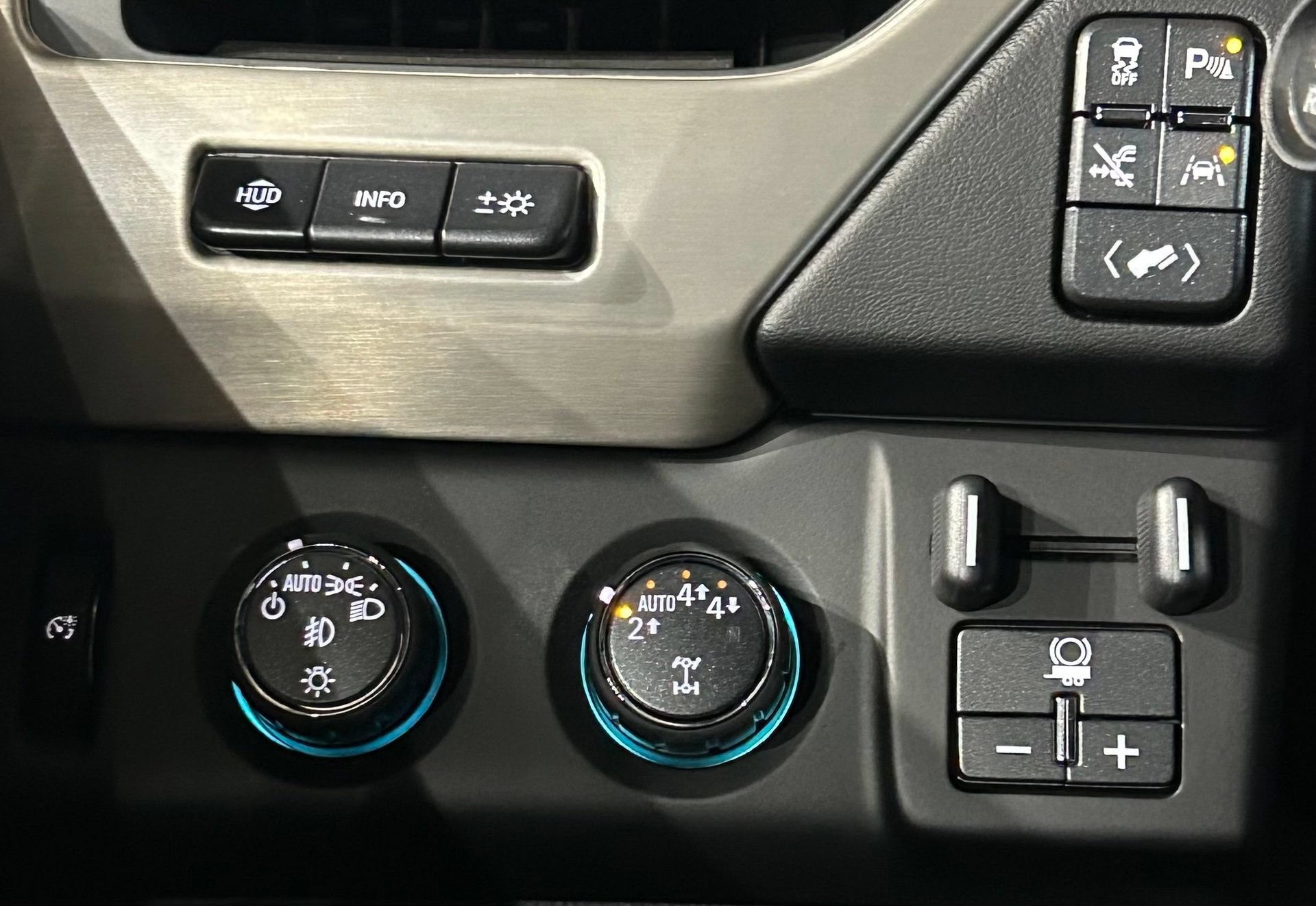Used 2019 GMC Yukon Denali w/ Denali Ultimate Package AWD/4WD image 68