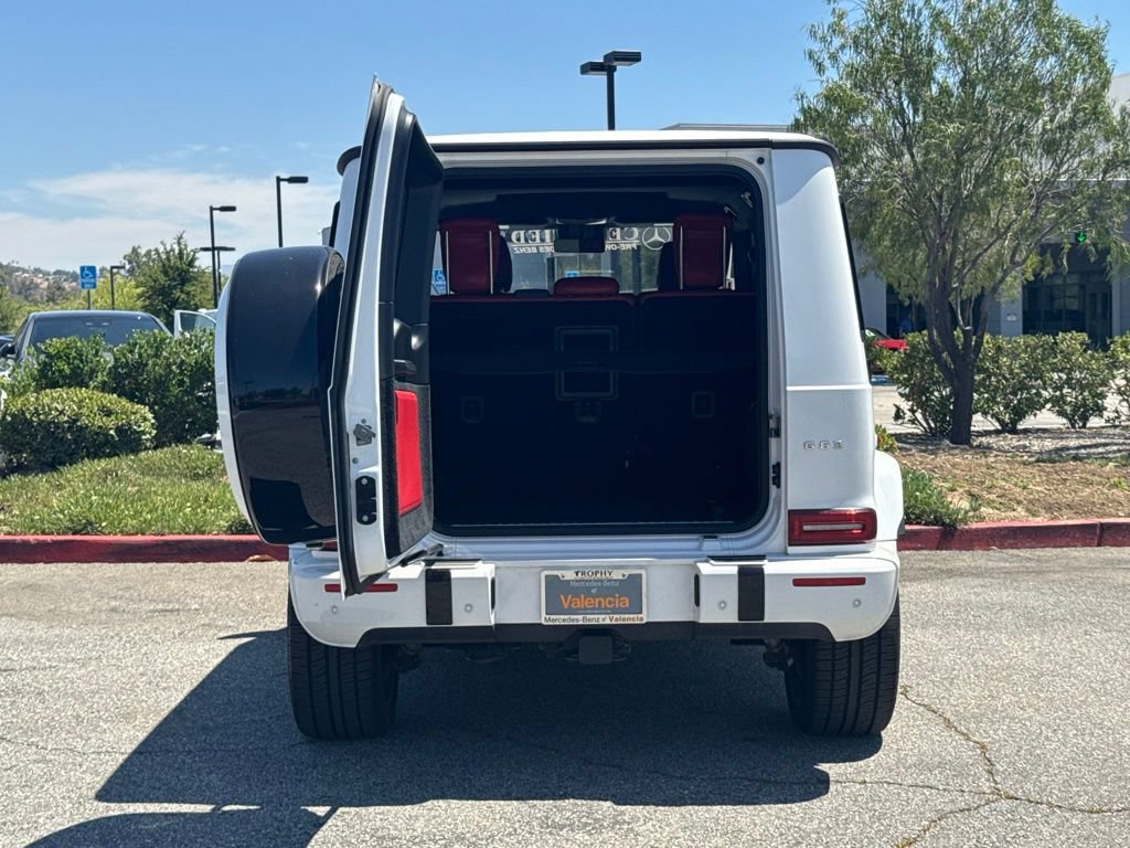 Used 2023 Mercedes-Benz G 63 AMG 4MATIC w/ Seat Comfort Package image 17