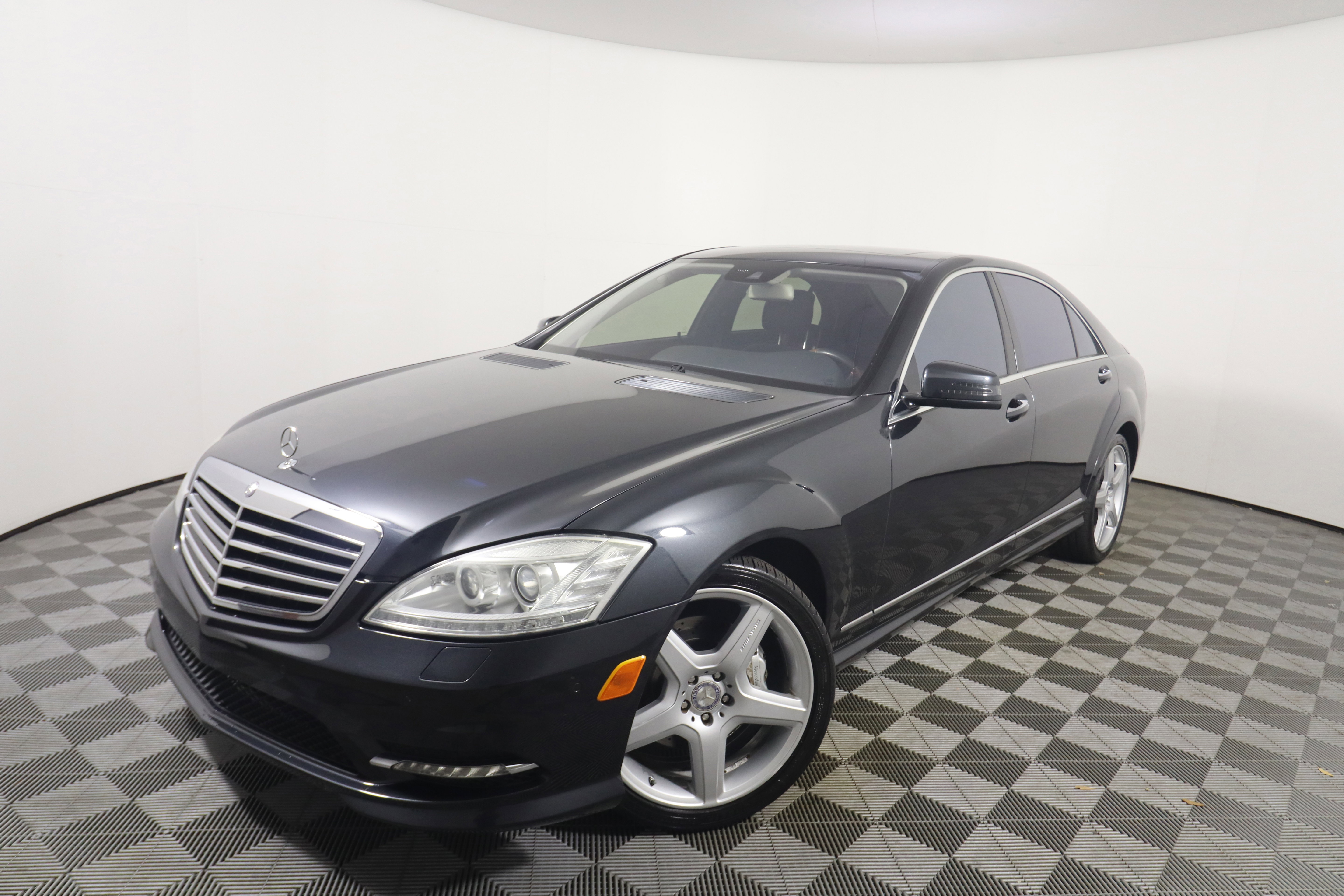 Used 2011 Mercedes-Benz S 550 4MATIC
