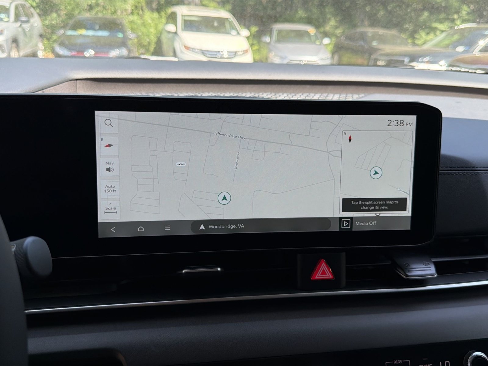 New 2026 Kia Carnival EX FWD image 22